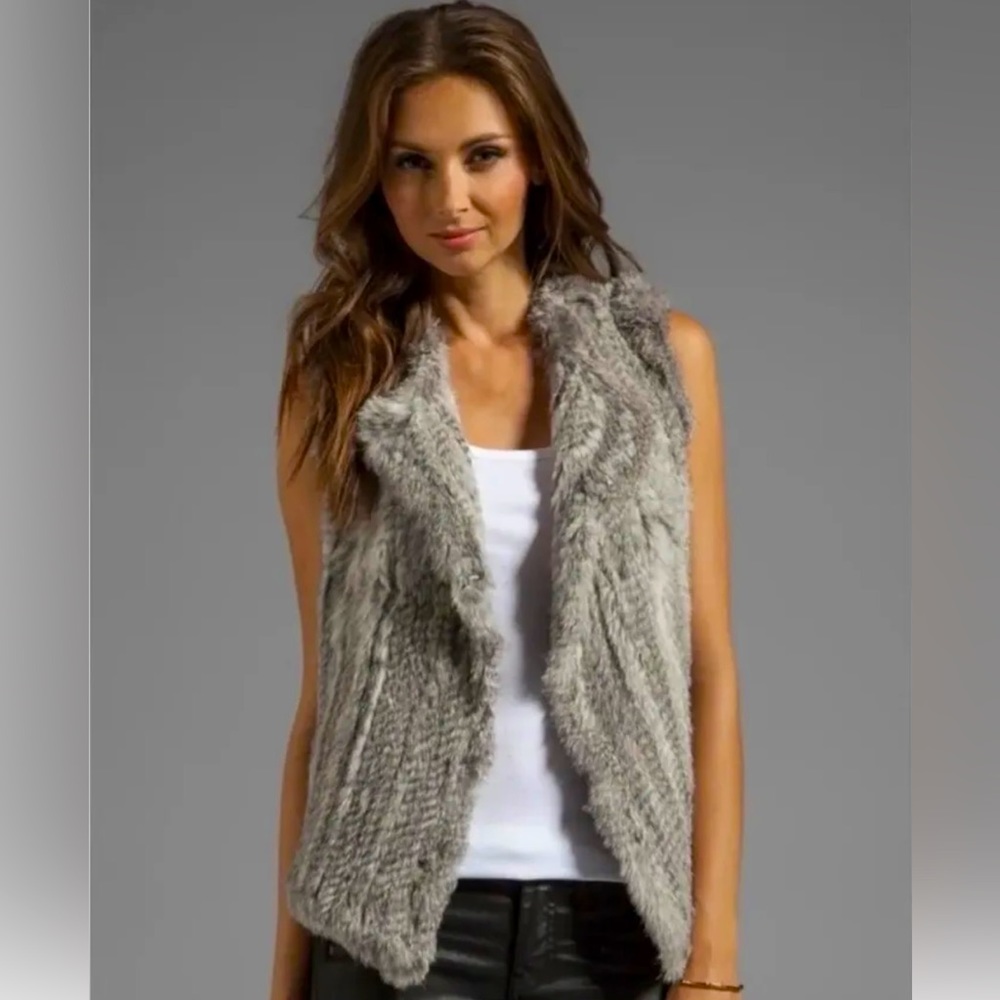 $798 retail Joie rabbit fur open vest size Large